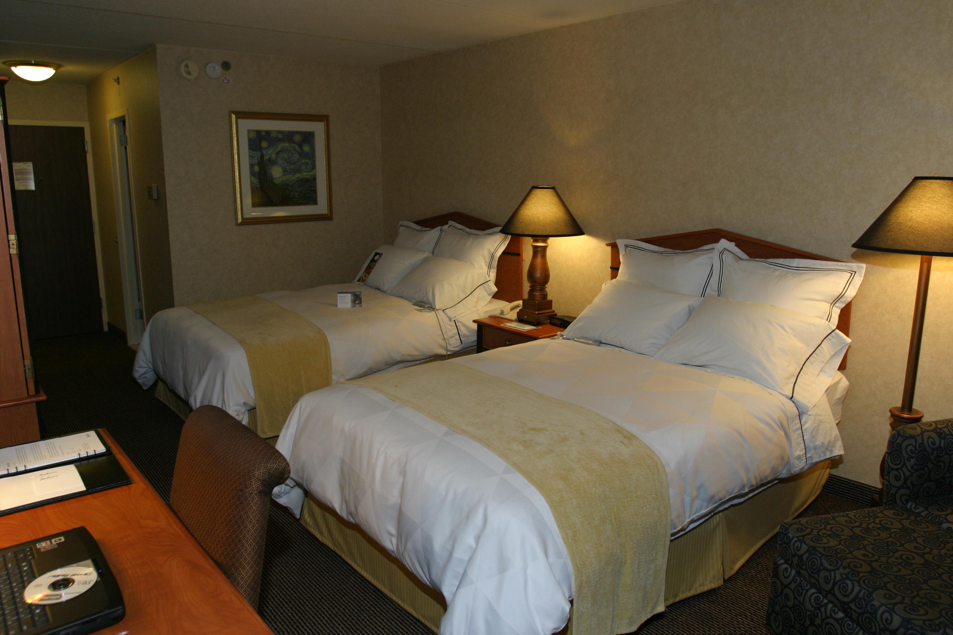 Radisson Hotel Winnipeg Downtown Exterior photo